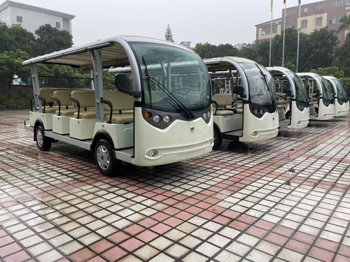 Blog công ty mới nhất về Xe buýt đưa đón tham quan: Di chuyển dễ dàng trong các công viên lớn