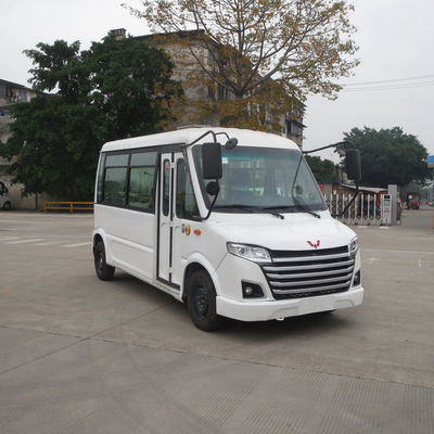 Xe điện nhỏ đưa xăng chạy bằng điện cho tuần tra an ninh công cộng