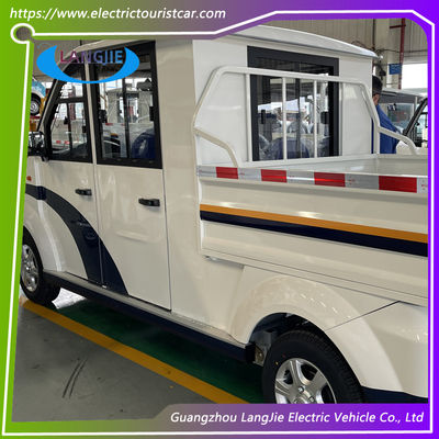 Chiếc xe điện 5 chỗ ngồi với đèn báo động cho đường đi bộ thành phố